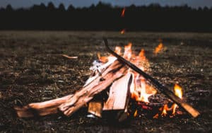 Darmstadt: Lagerfeuerabend mit Meditation & Klang @ Gelände von Menschenskinder – Werkstatt für Familienkultur e.V. (bei schlechtem Wetter gibt es eine Jurte zum Unterstellen)